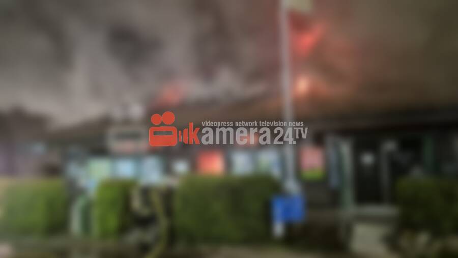 Update: 1 Million Euro Schaden  - Campingplatz Hauptgebäude steht mitten in der Nacht in Vollbrand